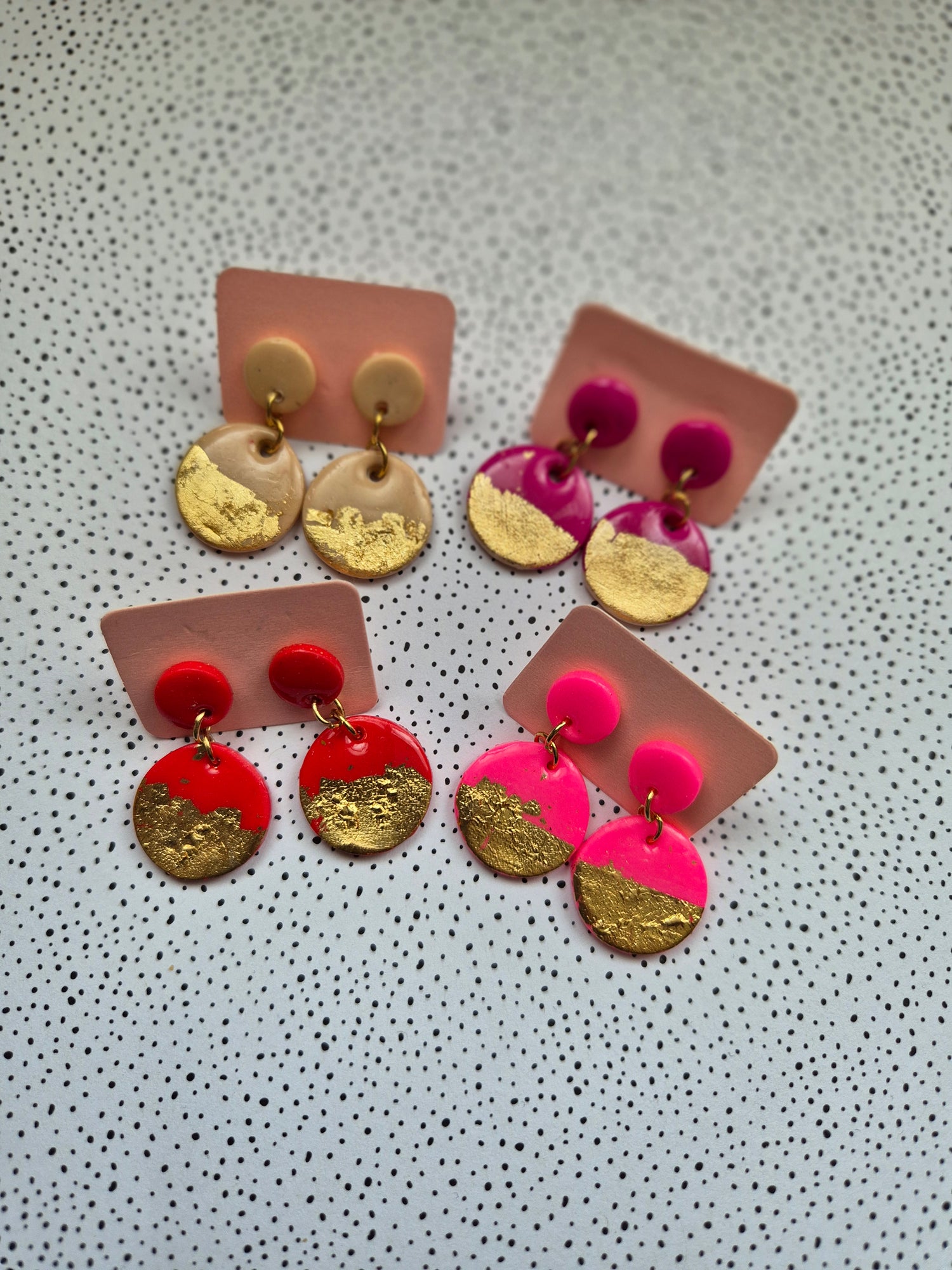 Les boucles d'oreilles Molly